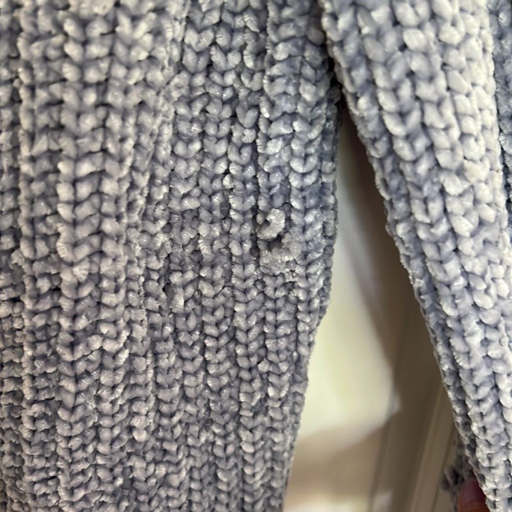 🌺2 for $12🌺 Girls Sweater - Picture 6 of 9